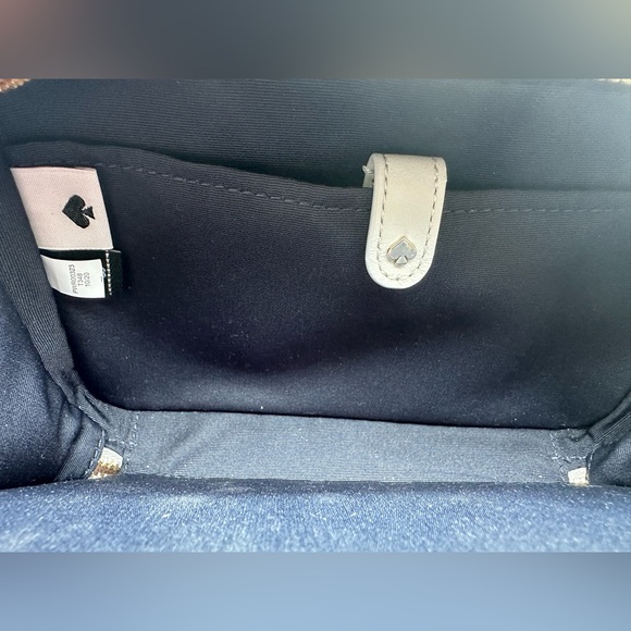 Like new! Kate Spade double zip crossbody bag - Picture 7 of 9
